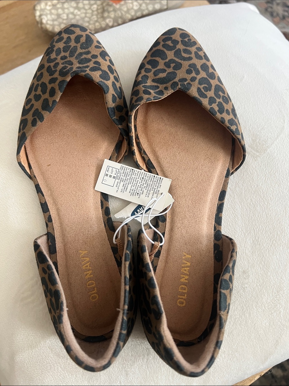 Old Navy Leopard-Print D'Orsay Flats in Brown and Black - Picture 3 of 5